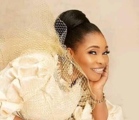 Tope Alabi